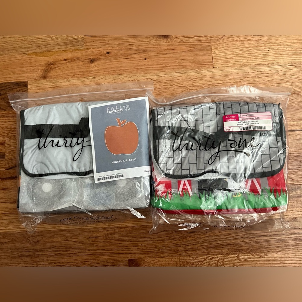 *RESERVED for LovedTwiceShop* Thirty-One Jeep Off To Lunch Thermals